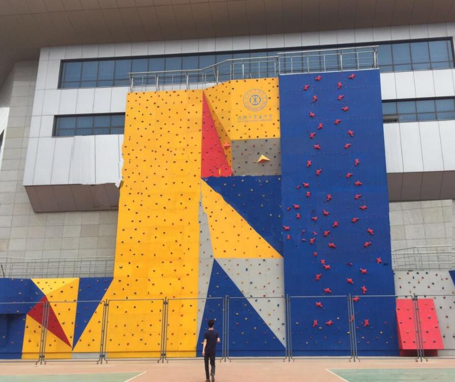 抱石攀岩墙 Bouldering Rock Wall